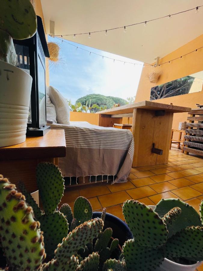 Cosy Deux Pieces Pour 4 Personnes En Centre Ville Classe Cavalaire-sur-Mer Bagian luar foto