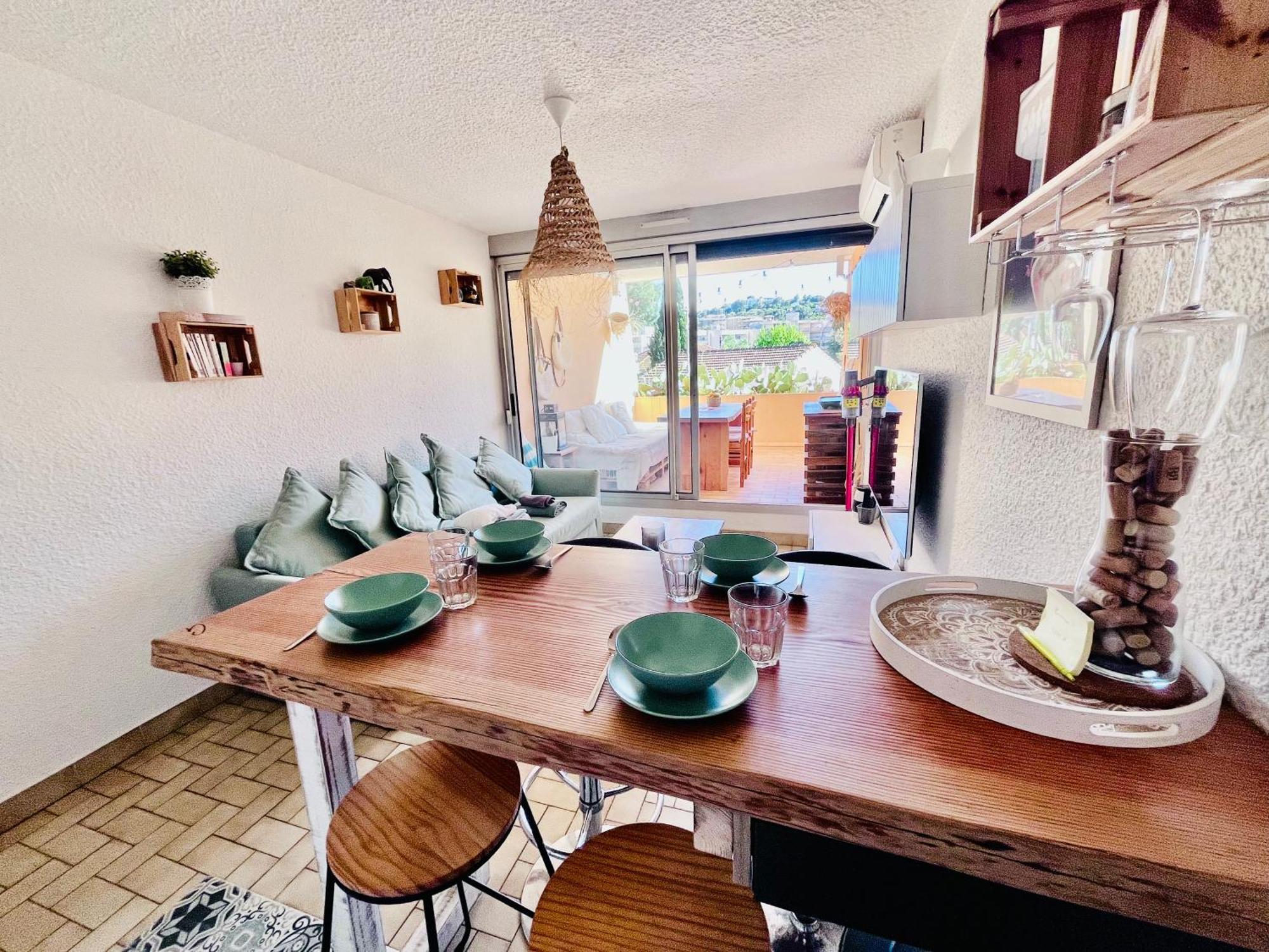 Cosy Deux Pieces Pour 4 Personnes En Centre Ville Classe Cavalaire-sur-Mer Bagian luar foto