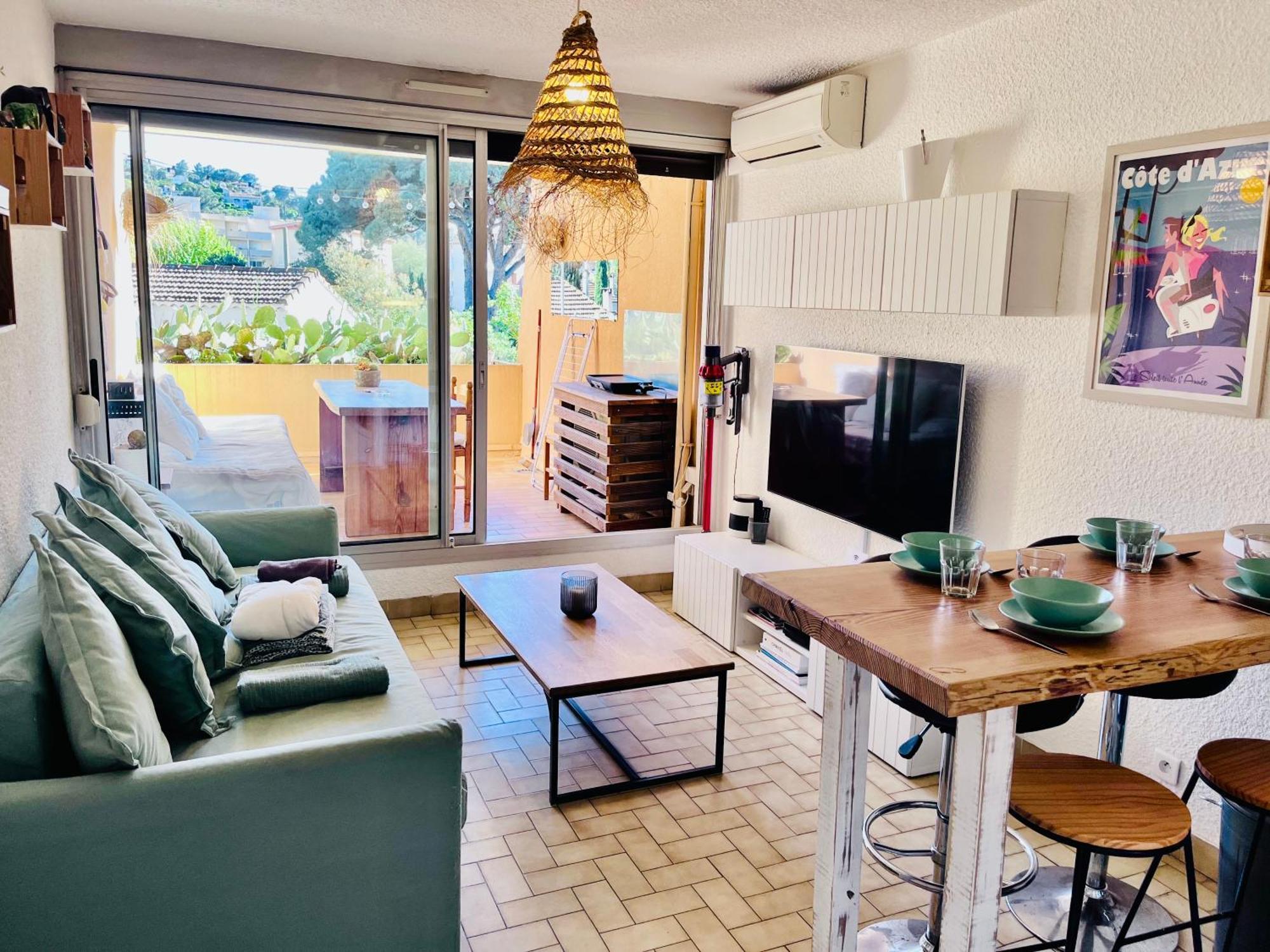 Cosy Deux Pieces Pour 4 Personnes En Centre Ville Classe Cavalaire-sur-Mer Bagian luar foto